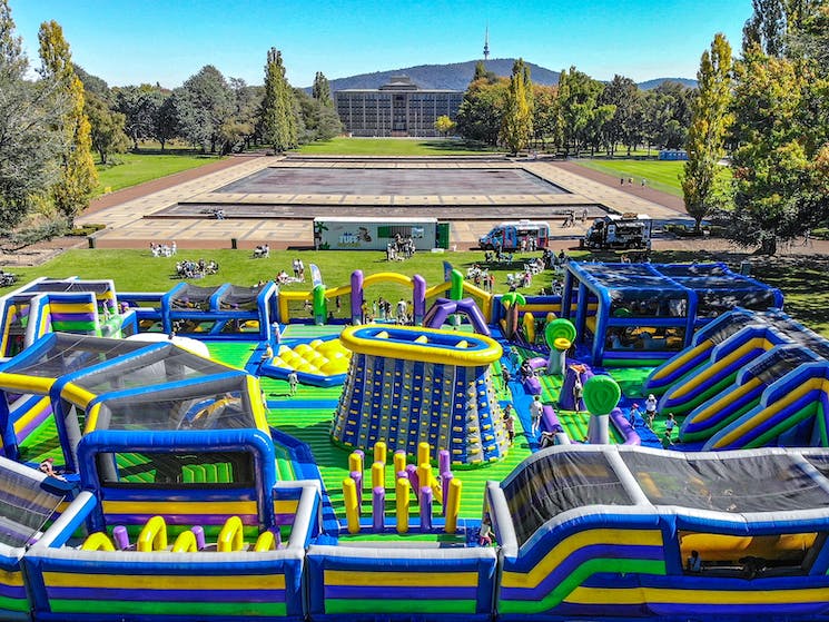 Exploring the Future Development Trends and Challenges of Inflatable Theme Parks