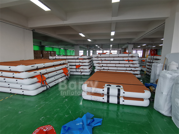 inflatable dock